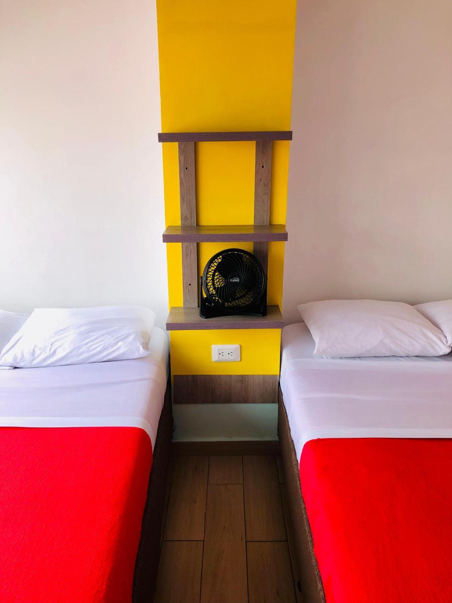 ארמניה Hotel Cafe Color מראה חיצוני תמונה